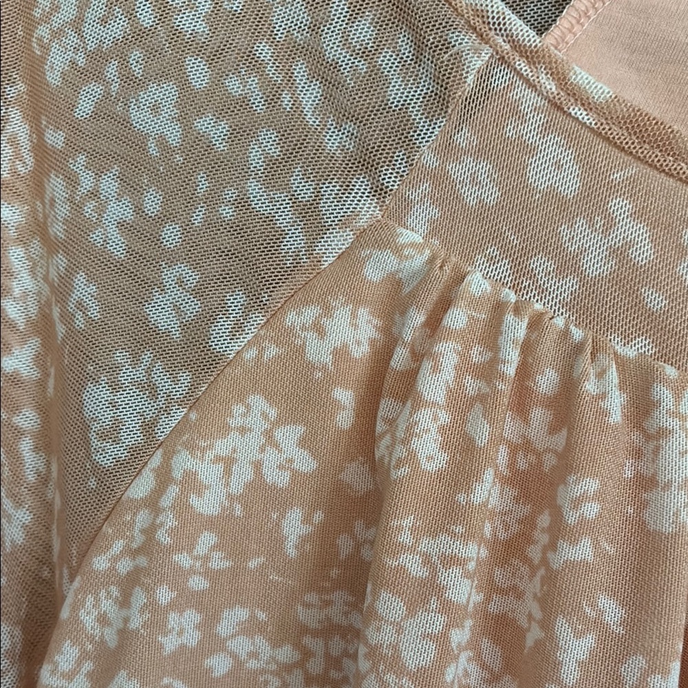 Pink Ruched Cut Out Blouse - Picture 5 of 5
